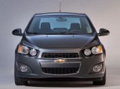 Chevrolet-Sonic-sedan-front-2012