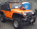 Cadillac Ranch - 70 let Jeep