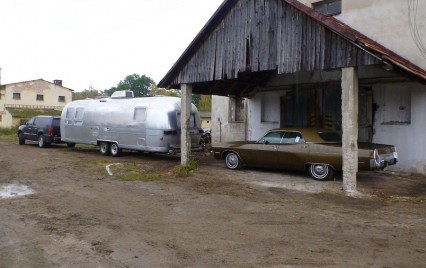 Plymouth Fury III. & Airstream