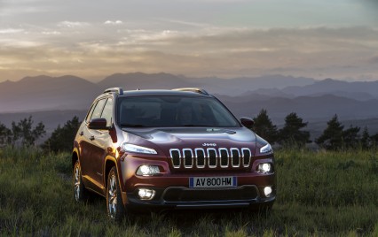 The all-new Jeep Cherokee Limited, powered by the efficient 2.0-